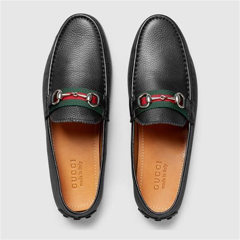 mocassino borchie gucci|Mocassino uomo con Morsetto e borchie .